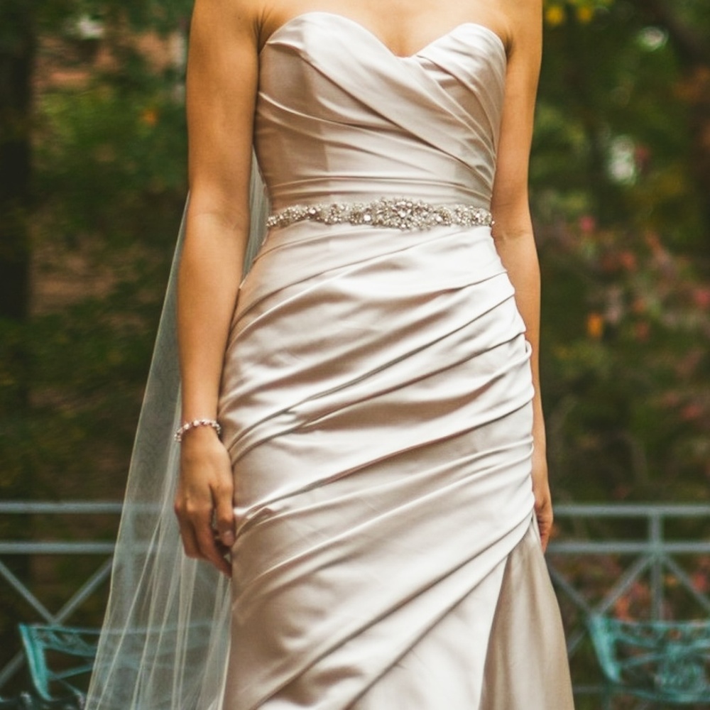 Elegant Cream Wedding Dress
